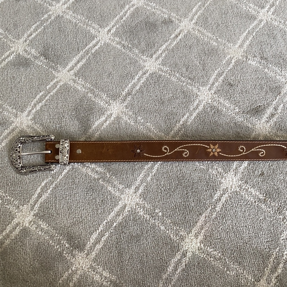 Western Rhinestone Belt - Picture 3 of 4